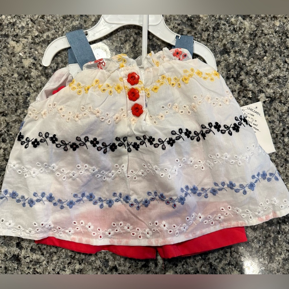 Blueberi Boulevard 2 piece sleeveless shorts set. Size 6-9 months, NWT